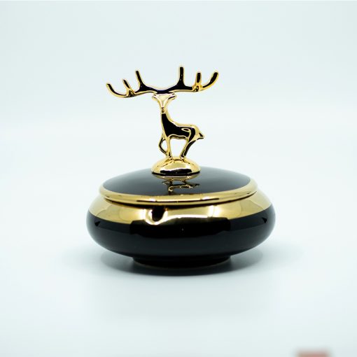 CERAMIC SINGLE DEER COVER WITH BASE ROUND ASHTRAY