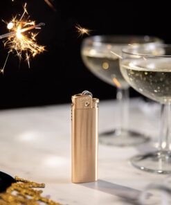 Alternative view of CRICKET DELUXE IS LUXURIOUS METAL LIGHTER